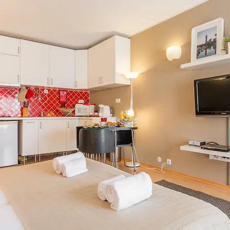 Gomes Freire With Balcony Διαμέρισμα *