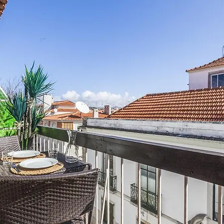 Gomes Freire With Balcony