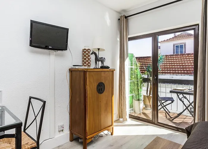 Apartament Gomes Freire With Balcony Віавіа