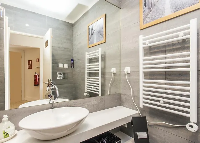 Apartament Gomes Freire With Balcony Віавіа
