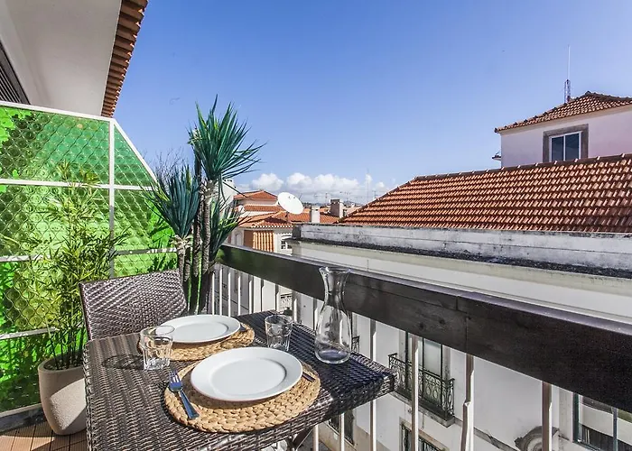 Gomes Freire With Balcony *