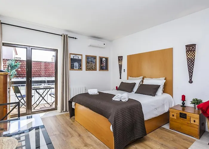 Gomes Freire With Balcony Apartament Віавіа